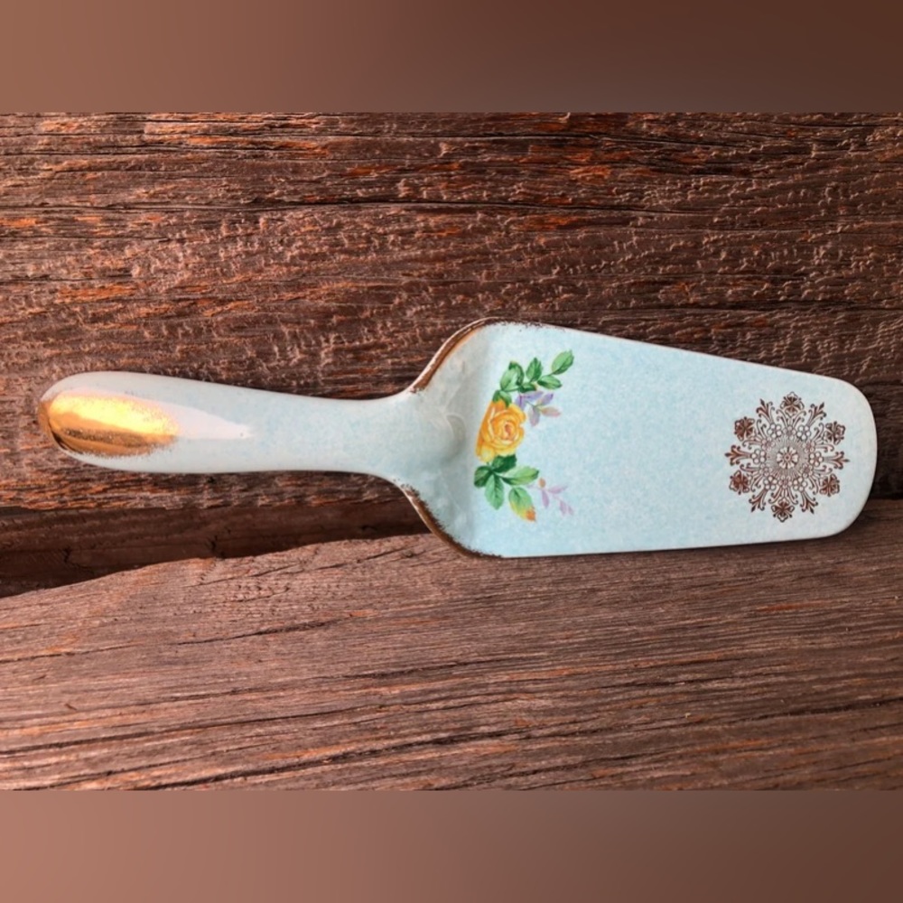 Vintage Cake server Blue & Gold Yellow rose H. Aynsley made in England Wedding🩵